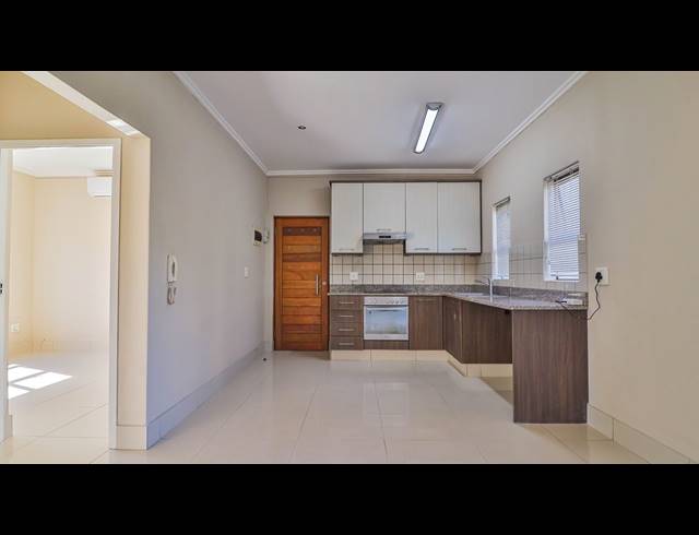2 BEDROOM APARTMENT FOR SALE IN UMHLANGA RIDGE